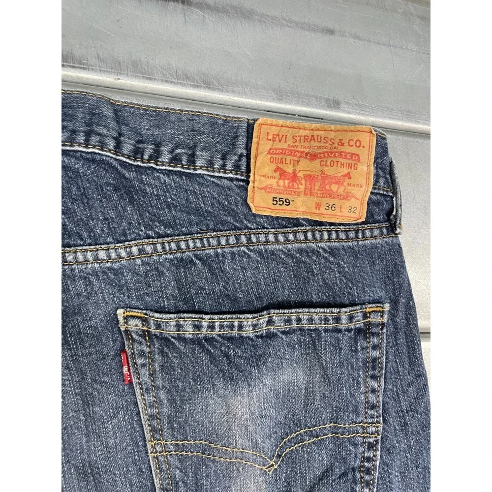 Levis 559 Jeans Mens 36x32 Blue Dark Wash Denim 100% Cotton Relaxed‎ Straight